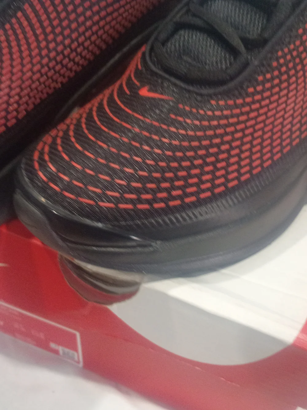 Nike Air Max DN (GS) Box - Red / White